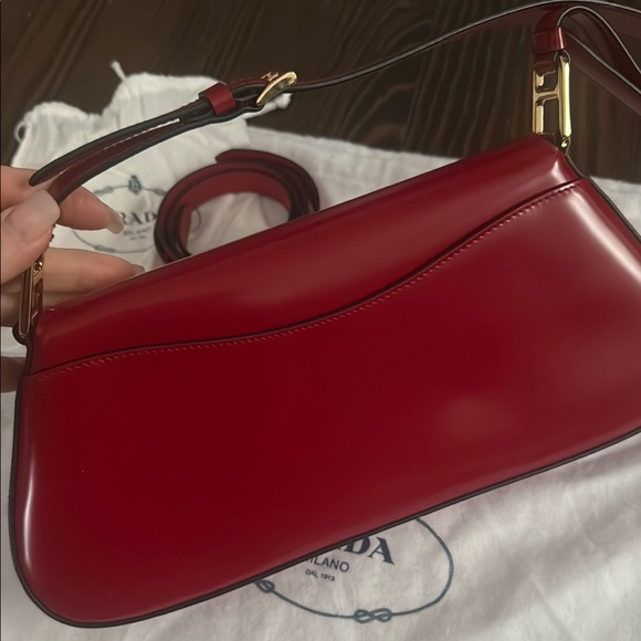 Prada Red Glossy Shoulder Bag with Gold Logo - Picture 9 of 10